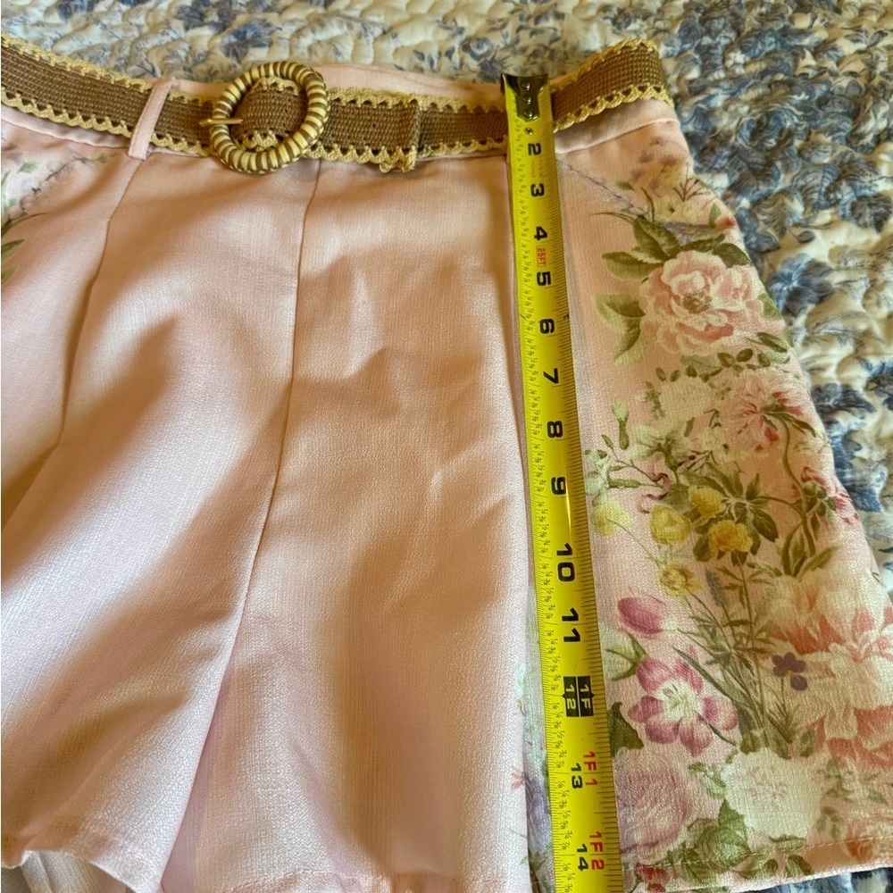 Luxe Blush Floral High Waist Shorts - Picture 11 of 12